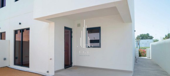 4 bedrooms Villa in Yas Island, UAE No. 39228 23