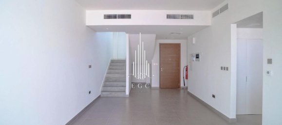 4 bedrooms Villa in Yas Island, UAE No. 39228 14