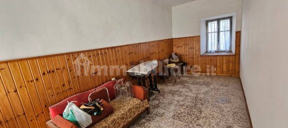 3 bedrooms House in Barbania, Italy No. 188694 5