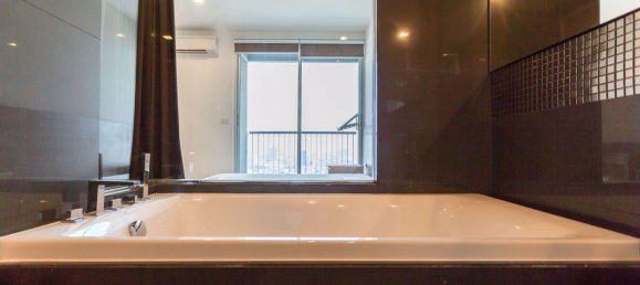 1 chambre Condo à Khlong Toei, Thailand No. 9710 7