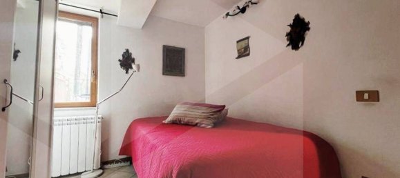 3 rooms Apartment in Rome, Italy No. 28785 6