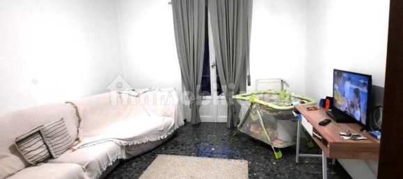 Квартира с 2 спальнями в Специя, Италия № 230185 8