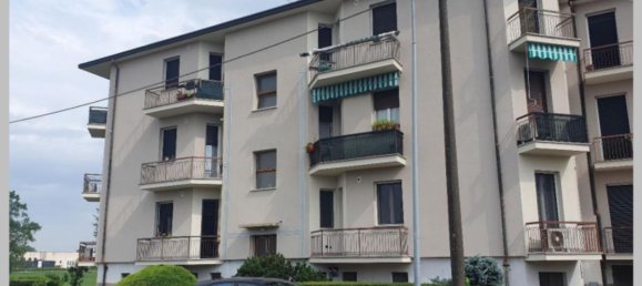 3-salle Appartement à Crema, Italy No. 333733 18