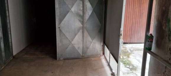 Garage in Spotorno, Italy 12m², Nr. 281072 3