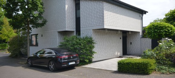 Casa de 3 dormitorios en Meerbusch, Germany No. 313661 2