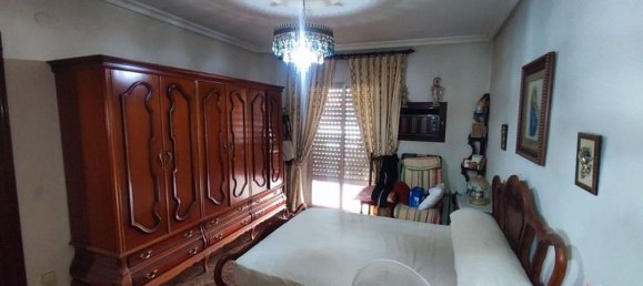 4 bedrooms Apartment in Linares, Spain No. 154052 4