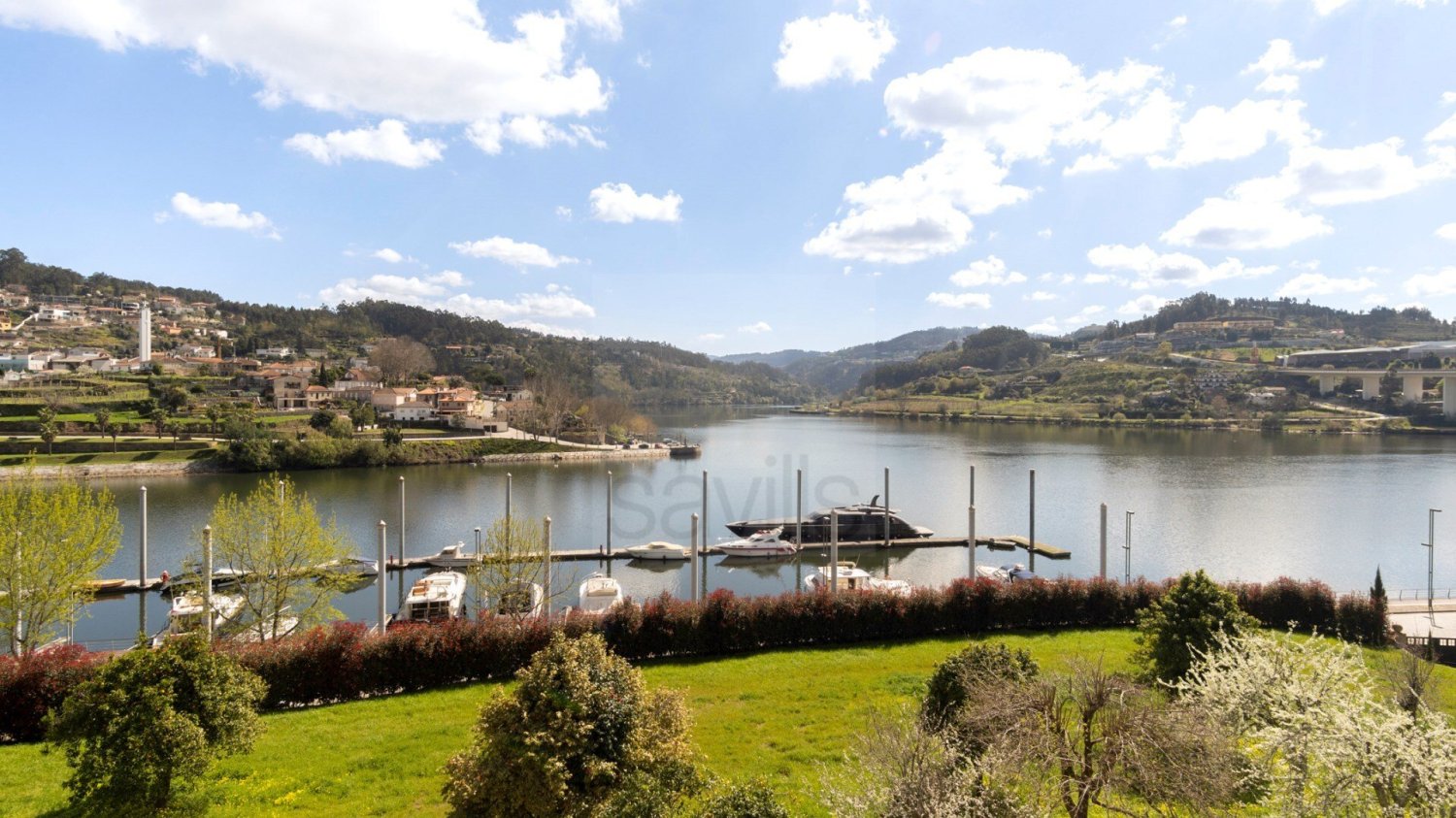 Villa de 6 dormitorios en Penafiel, Portugal No. 123595