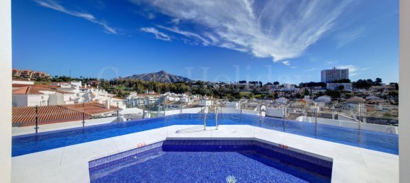 Apartamento de 3 dormitorios en Marbella, Spain No. 70587 23