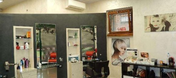 48m² Commercial property in Bollate, Italy No. 73364 7