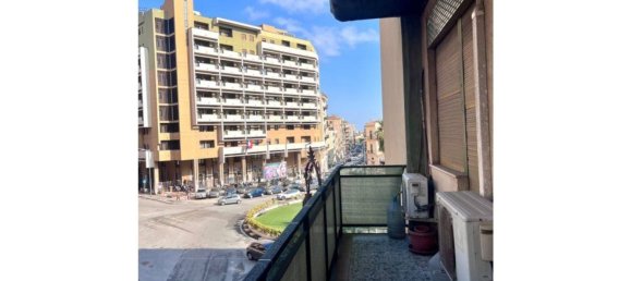 5 rooms Apartment in Palermo, Italy No. 257918 12