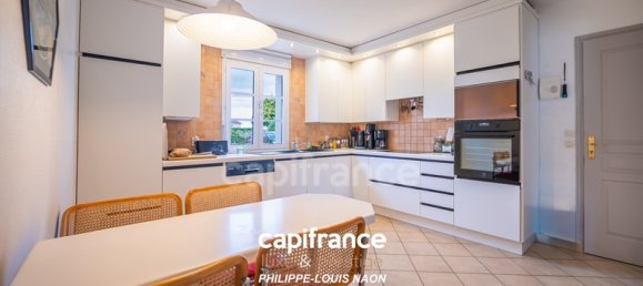 6 bedrooms House in Le Mans, France No. 292827 3