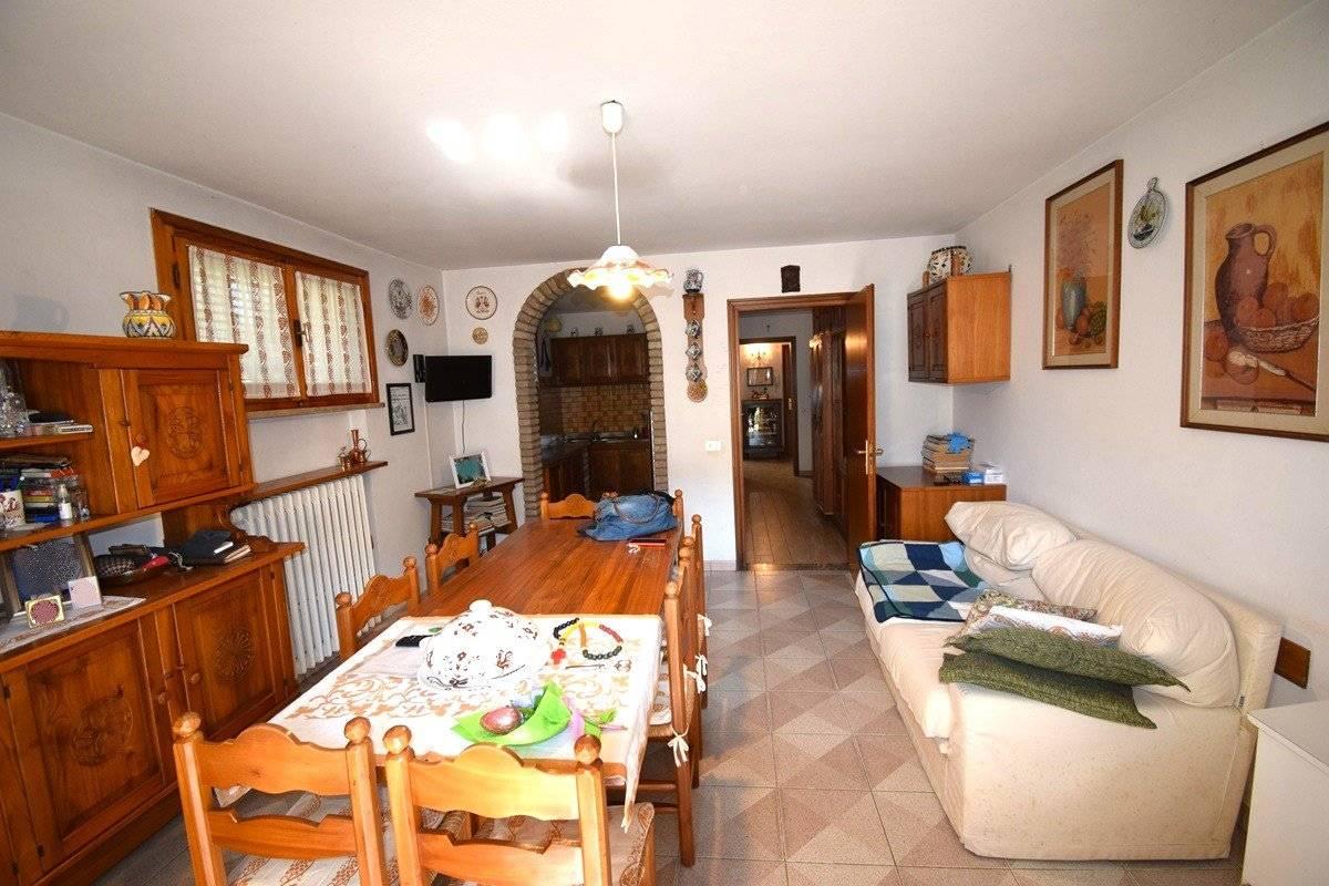 5 rooms Villa in Ravenna, Italy No. 40507