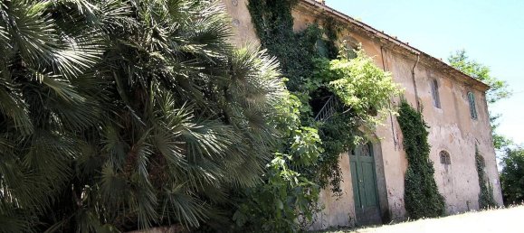 30 bedrooms Land in Livorno, Italy No. 568 4