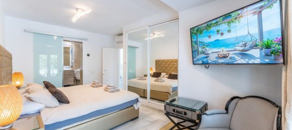 4 bedrooms Villa in Mijas, Spain No. 30391 11