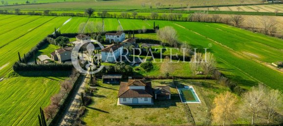 4 Schlafzimmer Haus in Cortona, Italy, Nr. 128572 19