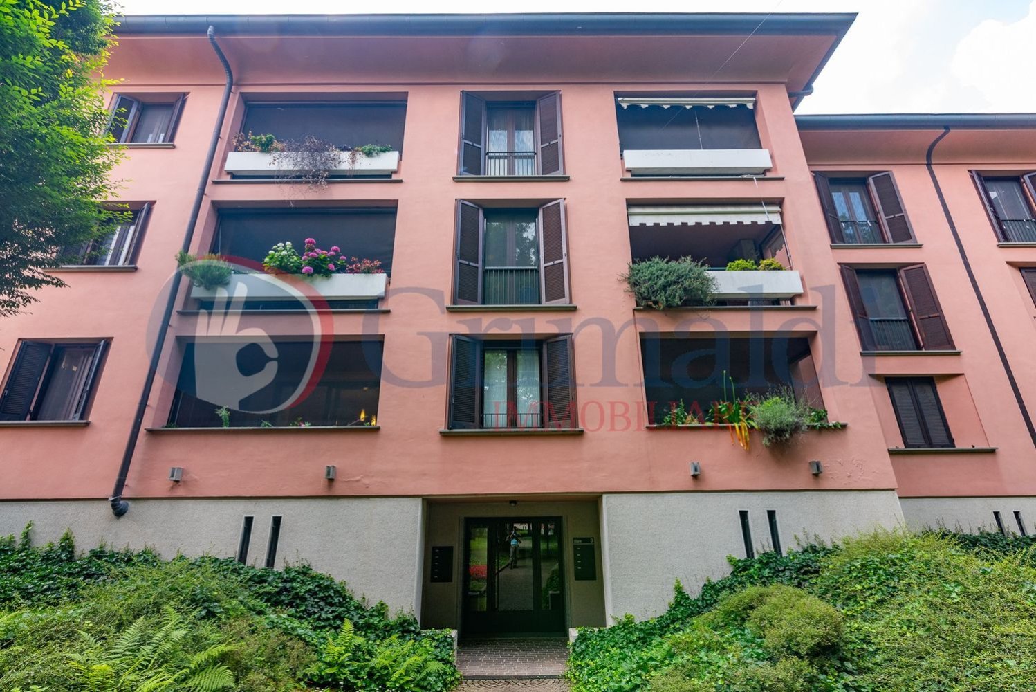 3 rooms Apartment in Cusago, Italy No. 338152