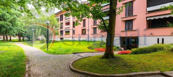 3 rooms Apartment in Cusago, Italy No. 338152 2