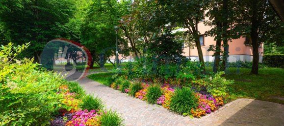 3 rooms Apartment in Cusago, Italy No. 338152 4