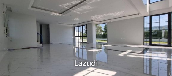 6 bedrooms Villa in Pattaya, Thailand No. 26167 7