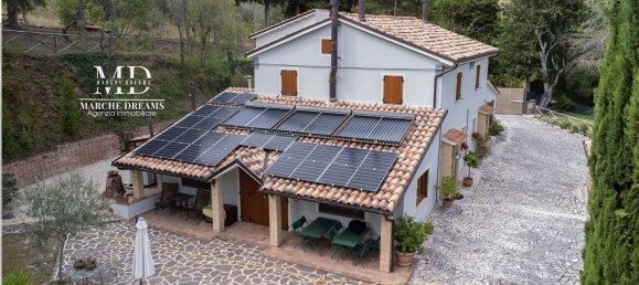 11 bedrooms Villa in San Severino Marche, Italy No. 325930 4