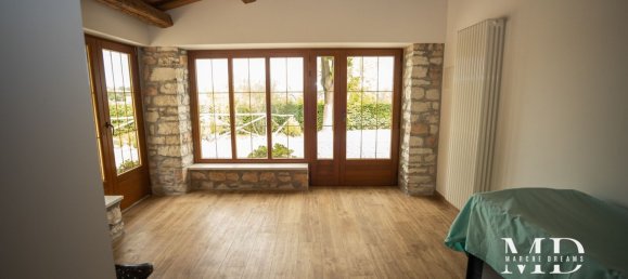 11 bedrooms Villa in San Severino Marche, Italy No. 325930 20