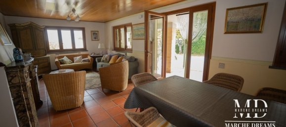 11 bedrooms Villa in San Severino Marche, Italy No. 325930 9