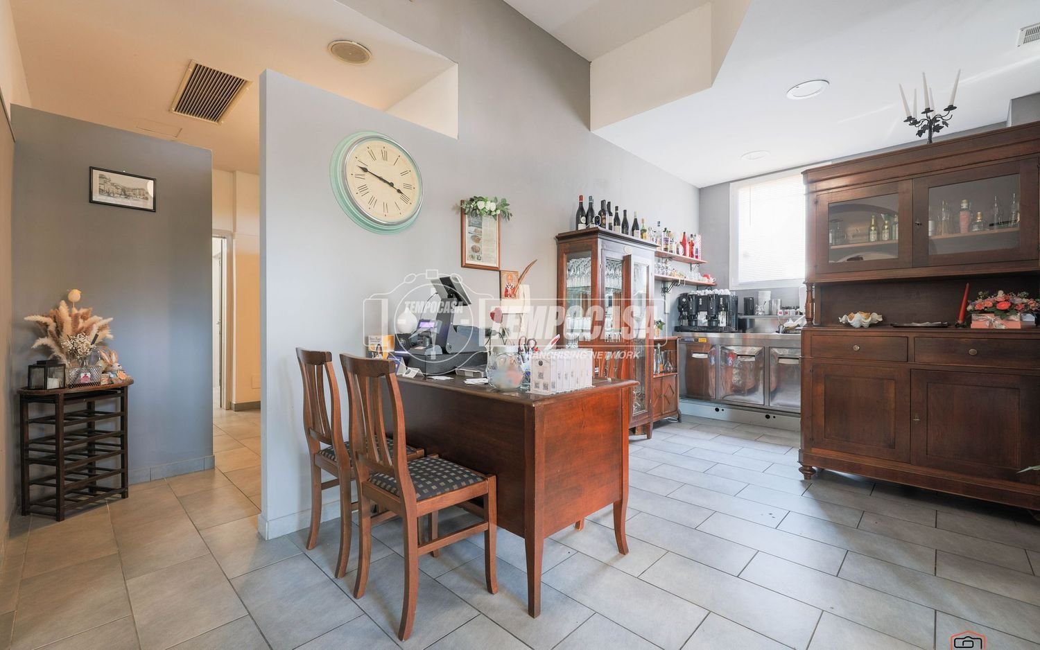 259m² Building in Anzola dell'Emilia, Italy No. 271910