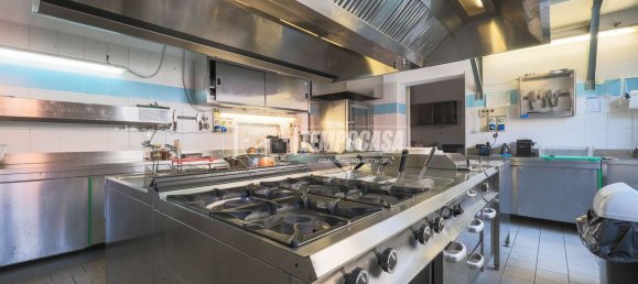 259m² Building in Anzola dell'Emilia, Italy No. 271910 18