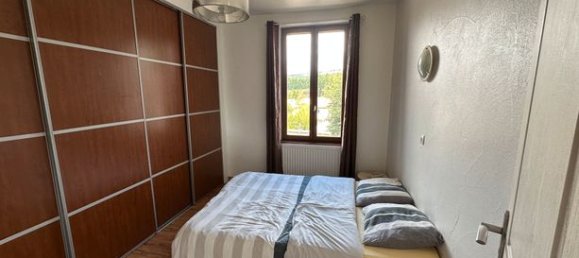 2 Schlafzimmer Wohnung in Le Chambon-Feugerolles, France, Nr. 307612 4