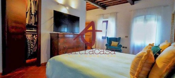 7 rooms House in Vinci, Italy No. 92750 25