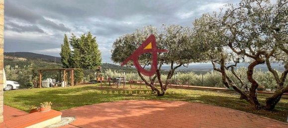 7 rooms House in Vinci, Italy No. 92750 8