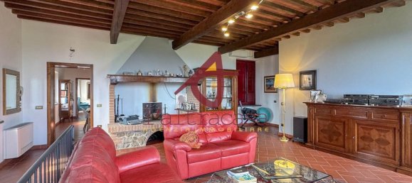 7 rooms House in Vinci, Italy No. 92750 31