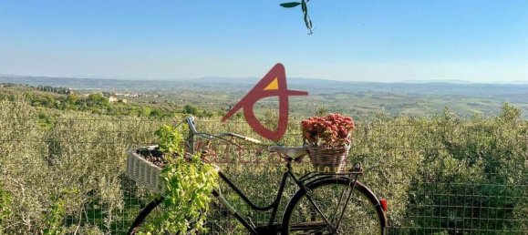 7 rooms House in Vinci, Italy No. 92750 11