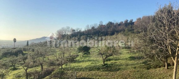 Вилла с 4 спальнями в Санти Козма э Дамьяно, Италия № 250973 3