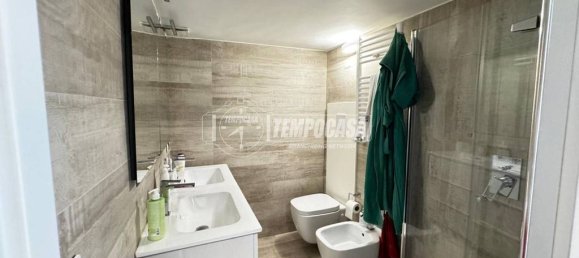 4 bedrooms Apartment in Naples, Italy No. 276812 26