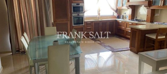 Мезонет с 2 спальнями в Корми, Мальта № 10559 4