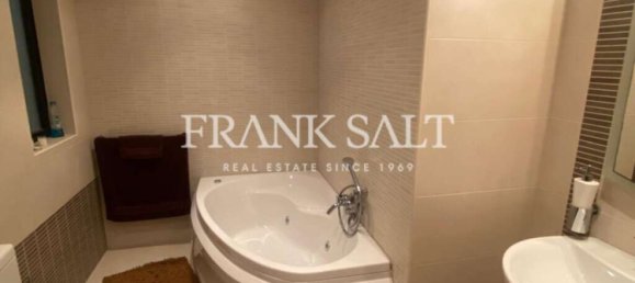 Мезонет с 2 спальнями в Корми, Мальта № 10559 9