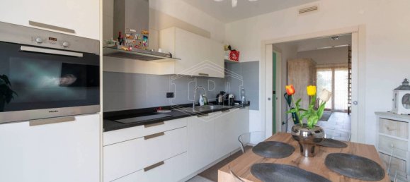 2 bedrooms Apartment in Turin, Italy No. 294085 18