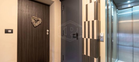 2 bedrooms Apartment in Turin, Italy No. 294085 44