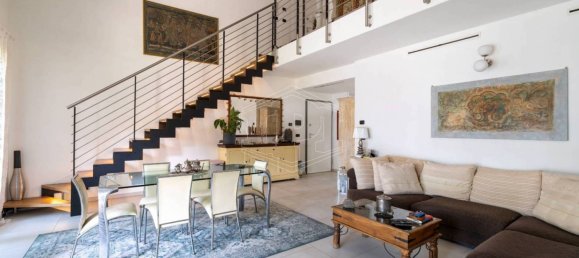 2 bedrooms Apartment in Turin, Italy No. 294085 3