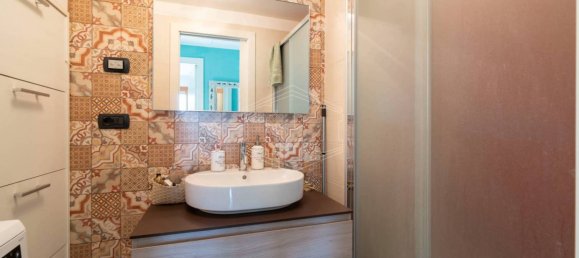 2 bedrooms Apartment in Turin, Italy No. 294085 30