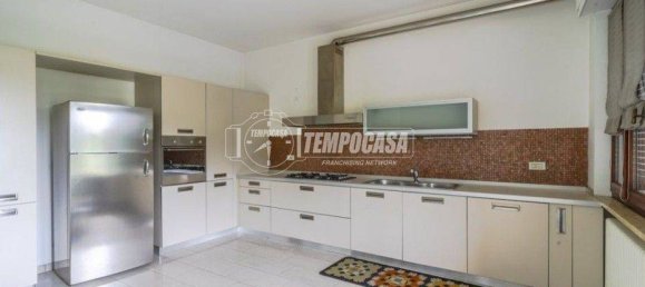 3 bedrooms Apartment in Montegranaro, Italy No. 292777 2
