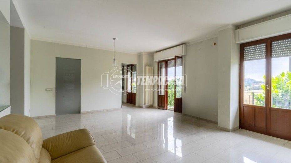 3 bedrooms Apartment in Montegranaro, Italy No. 292777