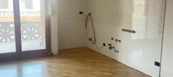 2 bedrooms Apartment in Rome, Italy No. 342882 2