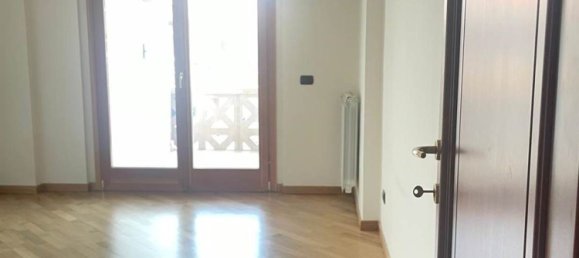 2 bedrooms Apartment in Rome, Italy No. 342882 7