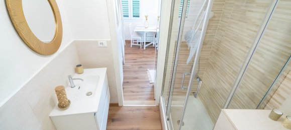 Studio in Florence, Italy, Nr. 51532 11