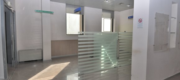 2-Zimmer Gewerbliche Immobilie in San Vito dei Normanni, Italy, Nr. 104084 4