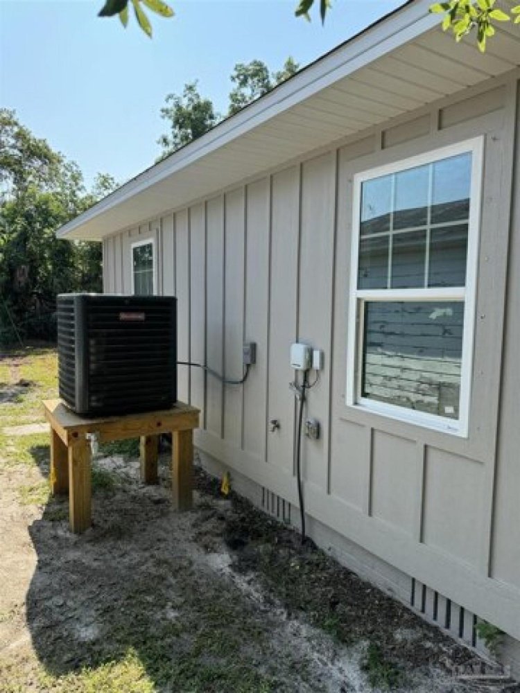 Дом с 4 спальнями в Пенсакола, США № 430364