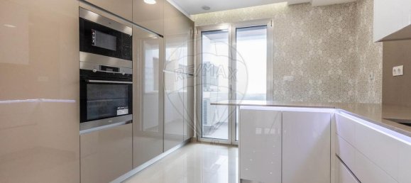 4 Schlafzimmer Doppelhaus in Loures, Portugal, Nr. 69102 4