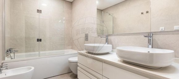 4 Schlafzimmer Doppelhaus in Loures, Portugal, Nr. 69102 5